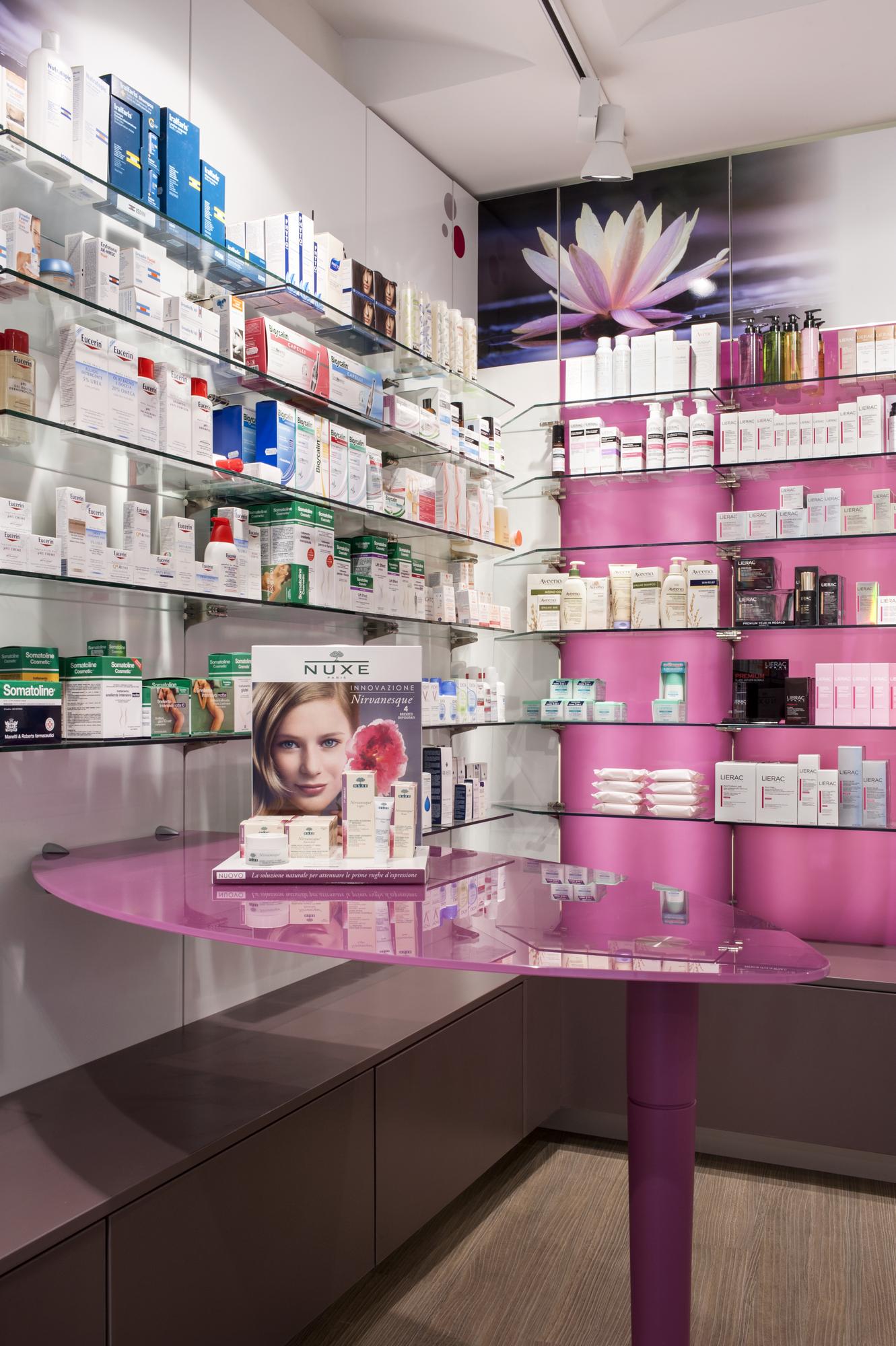 Farmacia Priamo Montaione: angolo dermocosmesi